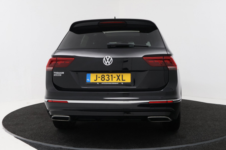 Volkswagen Tiguan Allspace 1.5 TSI Highline Business R (PANORAMADAK, DIGITALE COCKPIT, 360 CAMERA, STOELVERWARMING, 1e EIGENAAR)