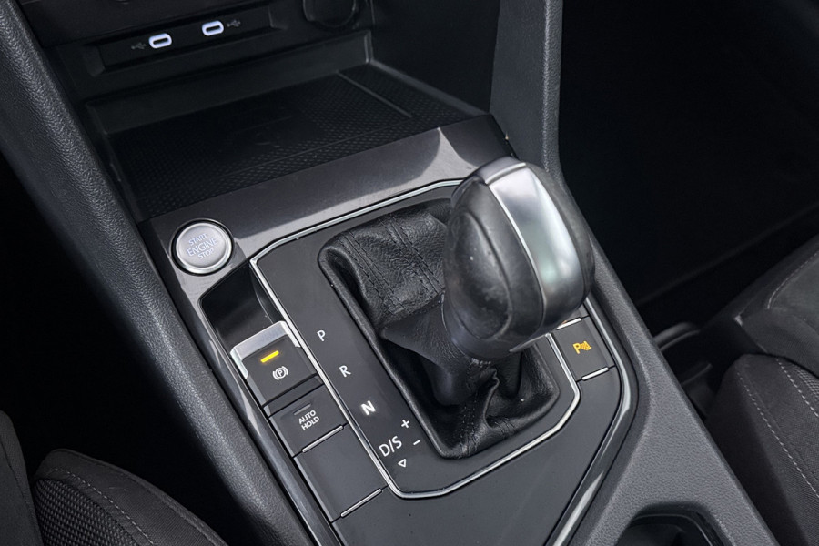 Volkswagen Tiguan Allspace 1.5 TSI Highline Business R (PANORAMADAK, DIGITALE COCKPIT, 360 CAMERA, STOELVERWARMING, 1e EIGENAAR)