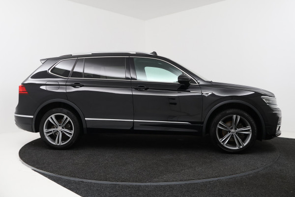 Volkswagen Tiguan Allspace 1.5 TSI Highline Business R (PANORAMADAK, DIGITALE COCKPIT, 360 CAMERA, STOELVERWARMING, 1e EIGENAAR)