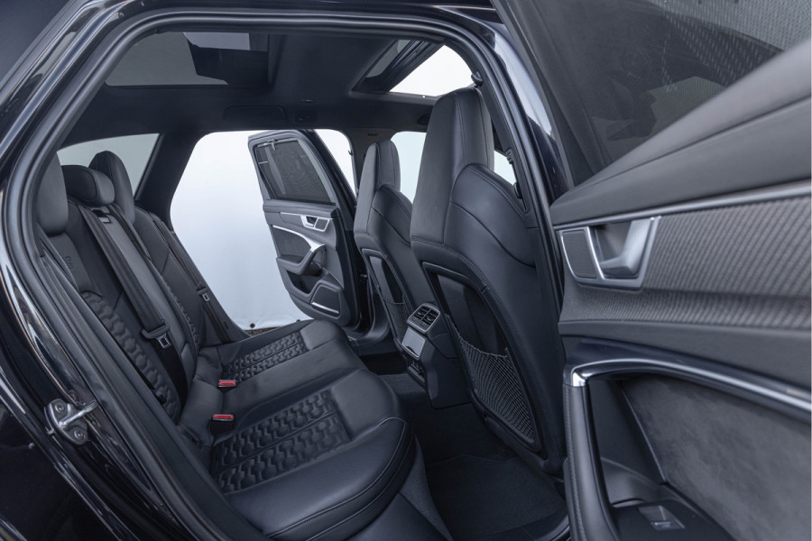 Audi RS6 Avant 4.0 TFSI 600pk Quattro Pano Keramisch Urban B&O Carbon Standkachel 4-wielsturing