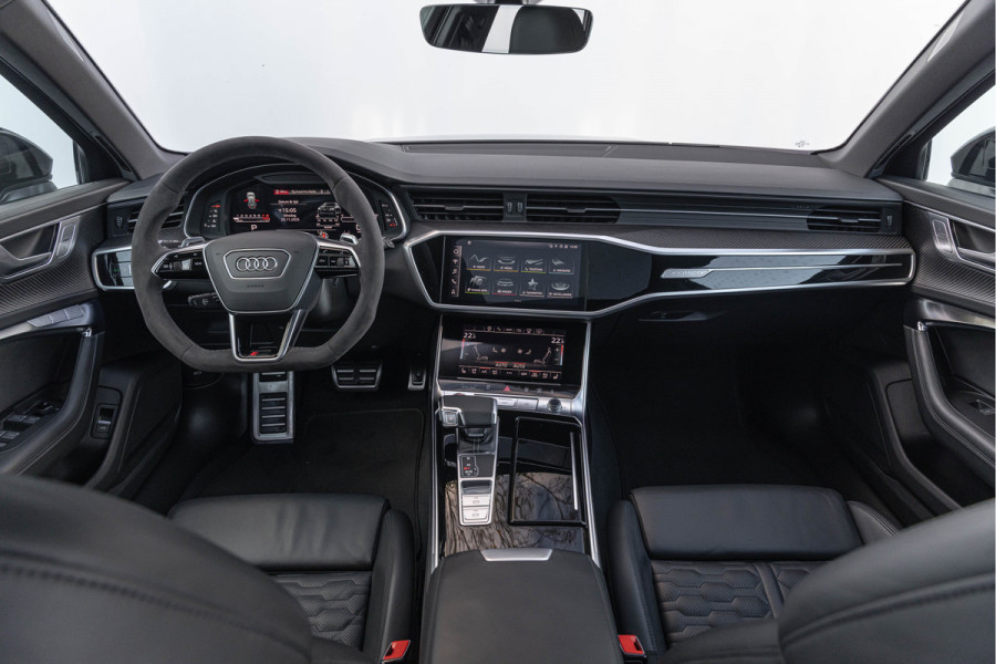 Audi RS6 Avant 4.0 TFSI 600pk Quattro Pano Keramisch Urban B&O Carbon Standkachel 4-wielsturing