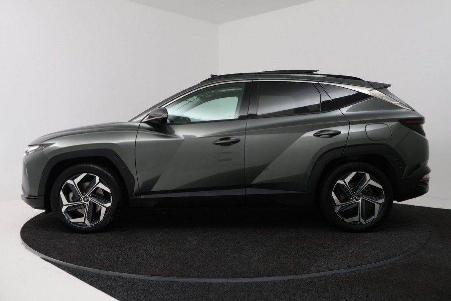 Hyundai Tucson 1.6 T-GDI PHEV Premium Sky 4WD (PANORAMADAK, TREKHAAK, 360 CAMERA, STOEL/-STUURVERWARMING, STOELKOELING, 1e EIG)
