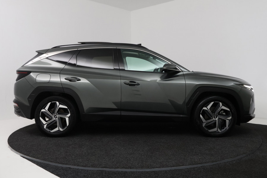 Hyundai Tucson 1.6 T-GDI PHEV Premium Sky 4WD (PANORAMADAK, TREKHAAK, 360 CAMERA, STOEL/-STUURVERWARMING, STOELKOELING, 1e EIG)