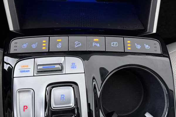 Hyundai Tucson 1.6 T-GDI PHEV Premium Sky 4WD (PANORAMADAK, TREKHAAK, 360 CAMERA, STOEL/-STUURVERWARMING, STOELKOELING, 1e EIG)