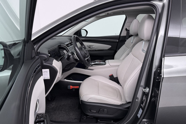 Hyundai Tucson 1.6 T-GDI PHEV Premium Sky 4WD (PANORAMADAK, TREKHAAK, 360 CAMERA, STOEL/-STUURVERWARMING, STOELKOELING, 1e EIG)