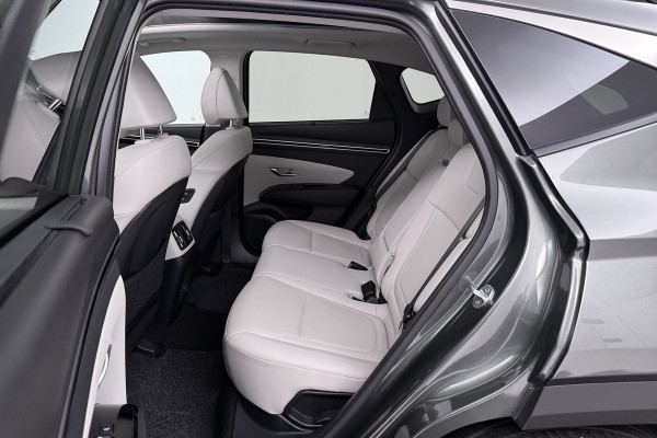 Hyundai Tucson 1.6 T-GDI PHEV Premium Sky 4WD (PANORAMADAK, TREKHAAK, 360 CAMERA, STOEL/-STUURVERWARMING, STOELKOELING, 1e EIG)