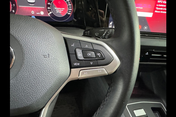 Volkswagen Golf 1.5 TSI Highline Keyless|IQ|Camera|Massage