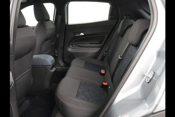 Alfa Romeo junior Elettrica 54 kWh | SOH 97,3% | Adaptive cruise | Carplay | Full LED | Parkeerhulp | Climate control | Digital Cockpit | 18'' velgen | Keyless start