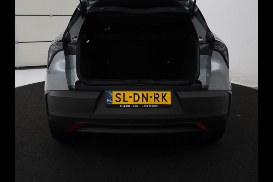 Alfa Romeo junior Elettrica 54 kWh | SOH 97,3% | Adaptive cruise | Carplay | Full LED | Parkeerhulp | Climate control | Digital Cockpit | 18'' velgen | Keyless start