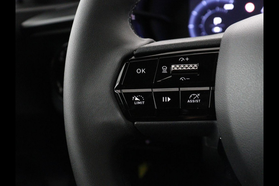 Alfa Romeo junior Elettrica 54 kWh | SOH 97,3% | Adaptive cruise | Carplay | Full LED | Parkeerhulp | Climate control | Digital Cockpit | 18'' velgen | Keyless start