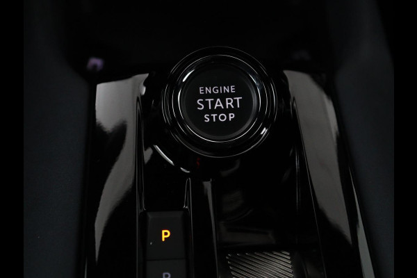 Alfa Romeo junior Elettrica 54 kWh | SOH 97,3% | Adaptive cruise | Carplay | Full LED | Parkeerhulp | Climate control | Digital Cockpit | 18'' velgen | Keyless start