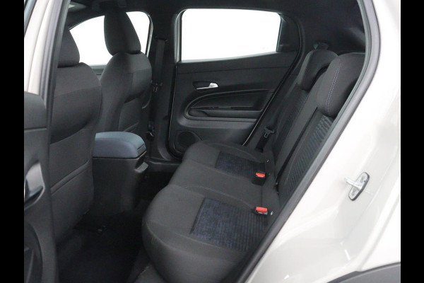 Alfa Romeo junior Elettrica 54 kWh | SOH 97,3% | Adaptive cruise | Carplay | Full LED | Parkeerhulp | Climate control | Digital Cockpit | 18'' velgen | Keyless start