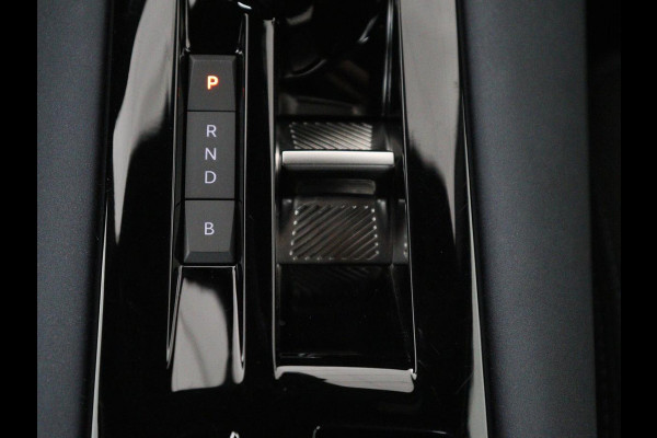 Alfa Romeo junior Elettrica 54 kWh | SOH 97,3% | Adaptive cruise | Carplay | Full LED | Parkeerhulp | Climate control | Digital Cockpit | 18'' velgen | Keyless start