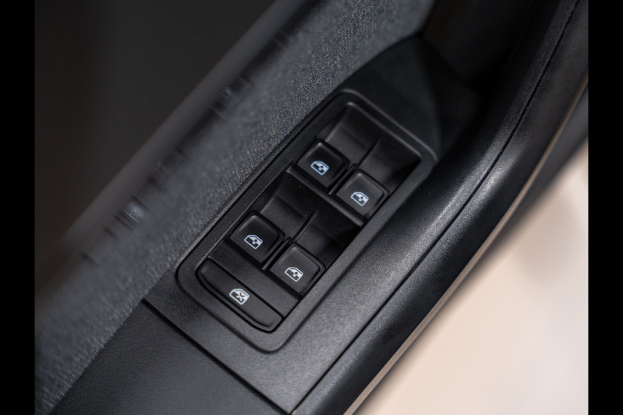 Seat Ateca 1.5 TSI 150PK DSG Style Business Intense, Voll Led, Apple Carplay, Virtual Cockpit, Camera, ACC, Clima, Voll Onderhoud