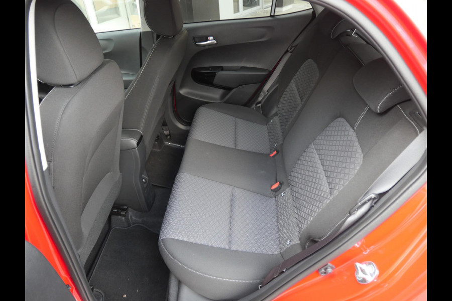 Kia Picanto 1.0 DPI ExecutiveLine | Allseason banden | Stoel Stuur verwarming | LED | Keyless | Navi | Clima |