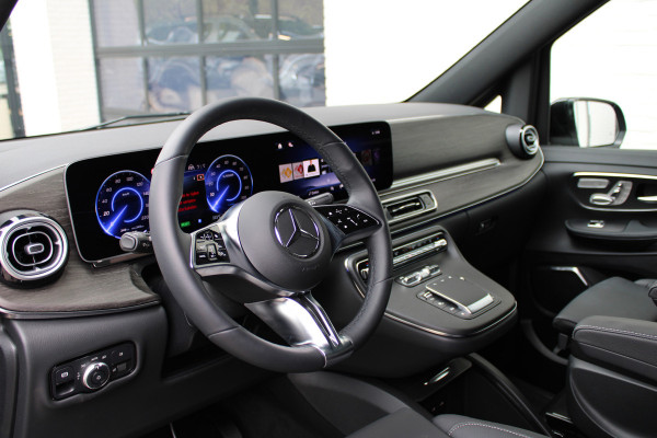Mercedes-Benz Eqv 300 L2 / AMG / Luchtvering / 7-Persoons / Burmester / Electr Stoelen / Vol Opties / NIEUW!!