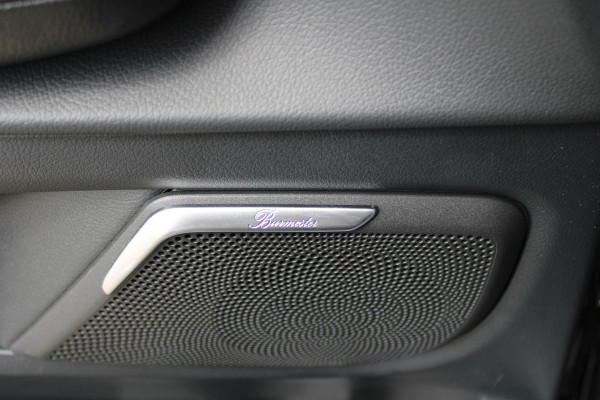 Mercedes-Benz Eqv 300 L2 / AMG / Luchtvering / 7-Persoons / Burmester / Electr Stoelen / Vol Opties / NIEUW!!