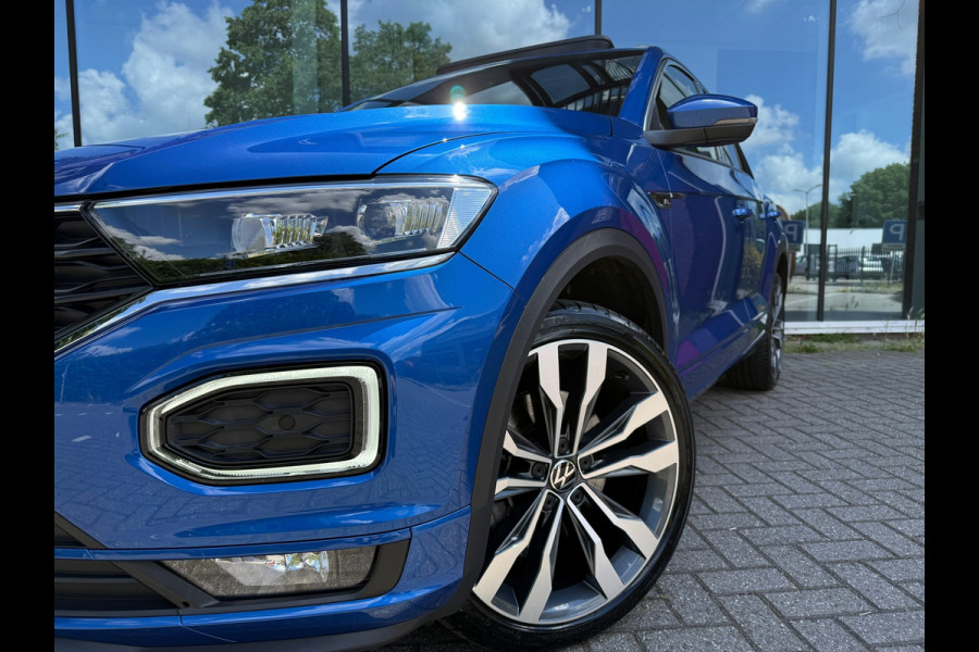 Volkswagen T-Roc 1.5 TSI Sport Business R - Automaat - Pano/schuifdak - Beats - Navi - Afn.Trekhaak