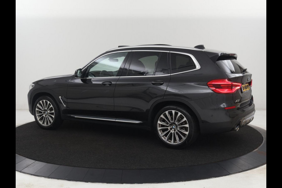 BMW X3 xDrive20i High Executive Edition Panorama dak | Carplay | Climate control | Stoelverwarming | Cruise control | Sfeerverlichting | Navigatie | Bluetooth | Leder bekleding | Achteruitrij camera | DAB Radio