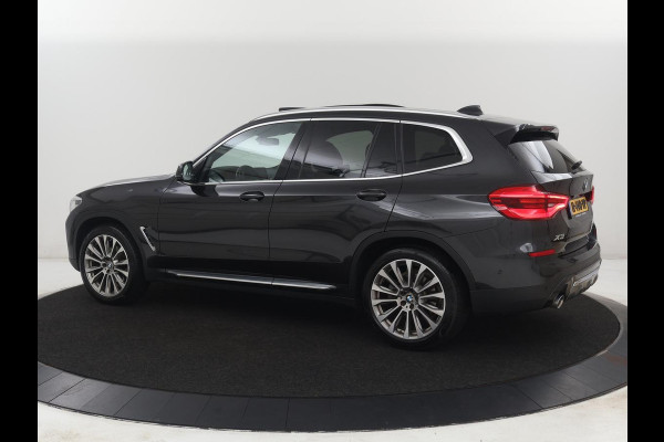 BMW X3 xDrive20i High Executive Edition Panorama dak | Carplay | Climate control | Stoelverwarming | Cruise control | Sfeerverlichting | Navigatie | Bluetooth | Leder bekleding | Achteruitrij camera | DAB Radio