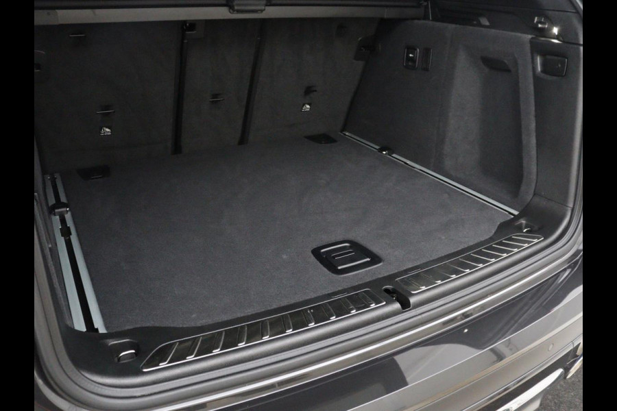 BMW X3 xDrive20i High Executive Edition Panorama dak | Carplay | Climate control | Stoelverwarming | Cruise control | Sfeerverlichting | Navigatie | Bluetooth | Leder bekleding | Achteruitrij camera | DAB Radio
