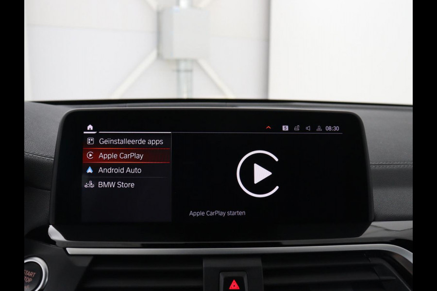 BMW X3 xDrive20i High Executive Edition Panorama dak | Carplay | Climate control | Stoelverwarming | Cruise control | Sfeerverlichting | Navigatie | Bluetooth | Leder bekleding | Achteruitrij camera | DAB Radio