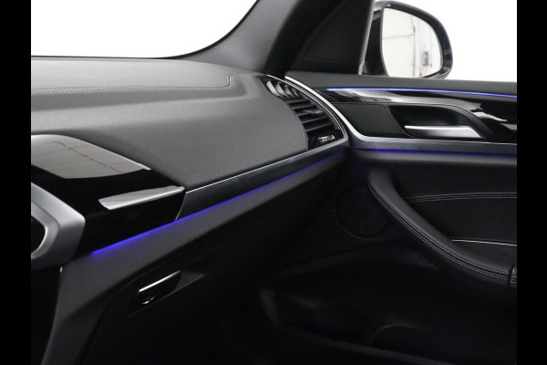 BMW X3 xDrive20i High Executive Edition Panorama dak | Carplay | Climate control | Stoelverwarming | Cruise control | Sfeerverlichting | Navigatie | Bluetooth | Leder bekleding | Achteruitrij camera | DAB Radio