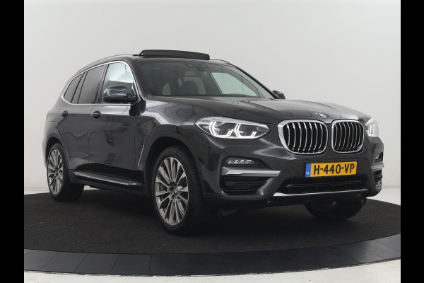 BMW X3 xDrive20i High Executive Edition Panorama dak | Carplay | Climate control | Stoelverwarming | Cruise control | Sfeerverlichting | Navigatie | Bluetooth | Leder bekleding | Achteruitrij camera | DAB Radio