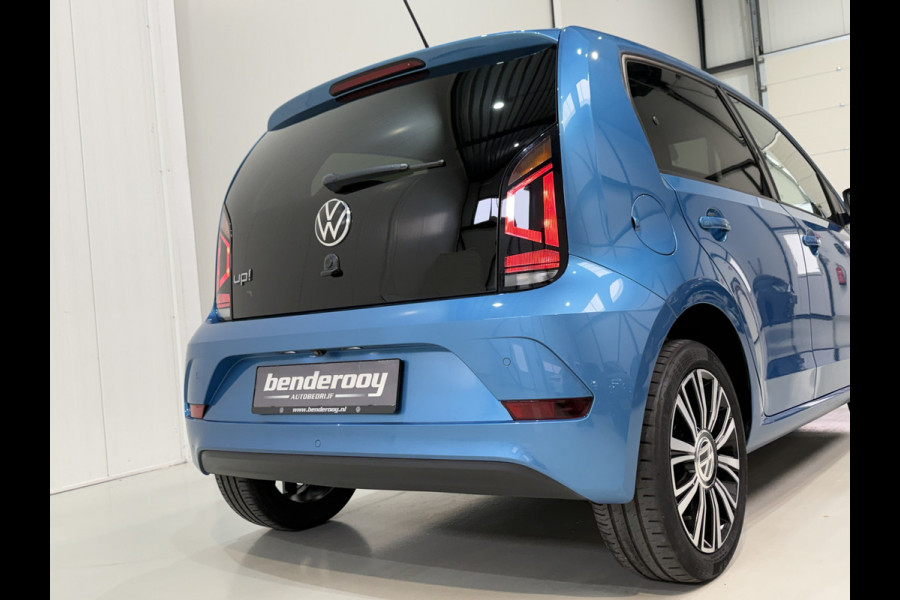 Volkswagen up! 1.0 65pk 5drs. Black Style | Camera | Cruise