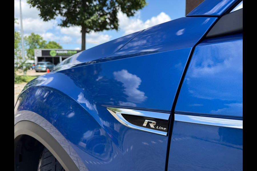 Volkswagen T-Roc 1.5 TSI Sport Business R - Automaat - Pano/schuifdak - Beats - Navi - Afn.Trekhaak