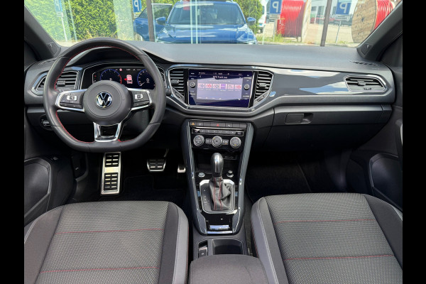 Volkswagen T-Roc 1.5 TSI Sport Business R - Automaat - Pano/schuifdak - Beats - Navi - Afn.Trekhaak