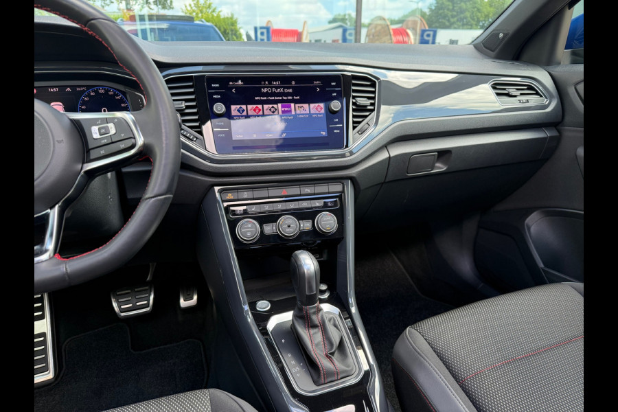 Volkswagen T-Roc 1.5 TSI Sport Business R - Automaat - Pano/schuifdak - Beats - Navi - Afn.Trekhaak
