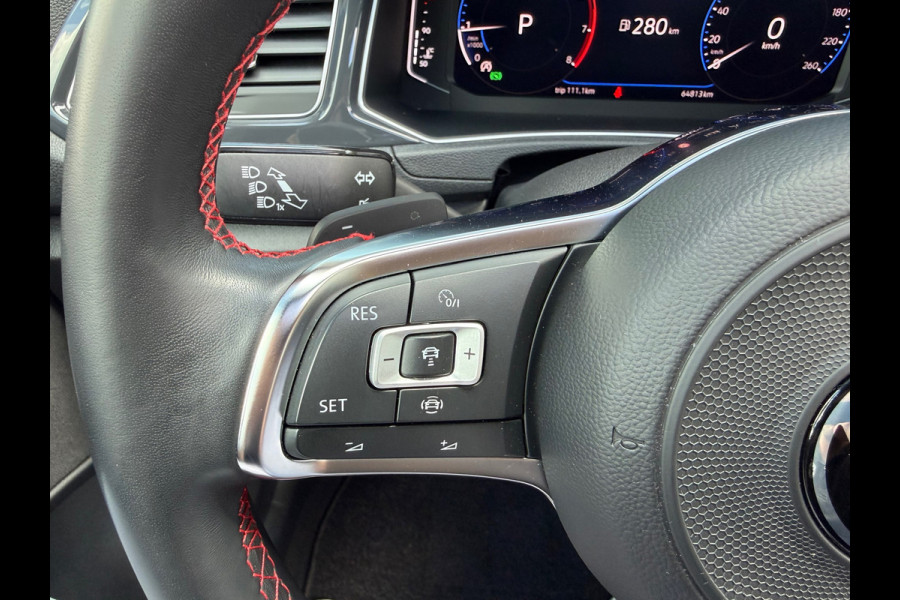 Volkswagen T-Roc 1.5 TSI Sport Business R - Automaat - Pano/schuifdak - Beats - Navi - Afn.Trekhaak