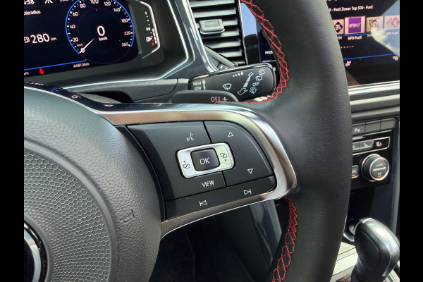 Volkswagen T-Roc 1.5 TSI Sport Business R - Automaat - Pano/schuifdak - Beats - Navi - Afn.Trekhaak