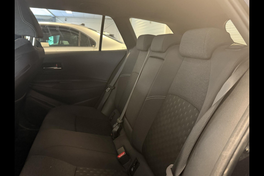 Toyota Corolla Touring Sports Hybrid 140 GARANTIE TOT 01-2034! . NAVIGATIE . ACHTERUITRIJ CAMERA . ADAPTIEVE CRUISE CONTROL .