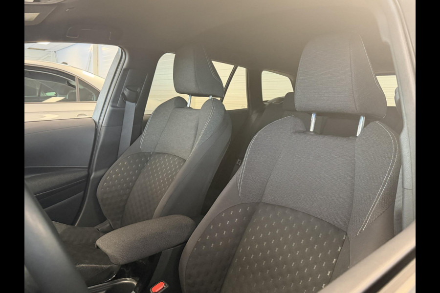 Toyota Corolla Touring Sports Hybrid 140 GARANTIE TOT 01-2034! . NAVIGATIE . ACHTERUITRIJ CAMERA . ADAPTIEVE CRUISE CONTROL .