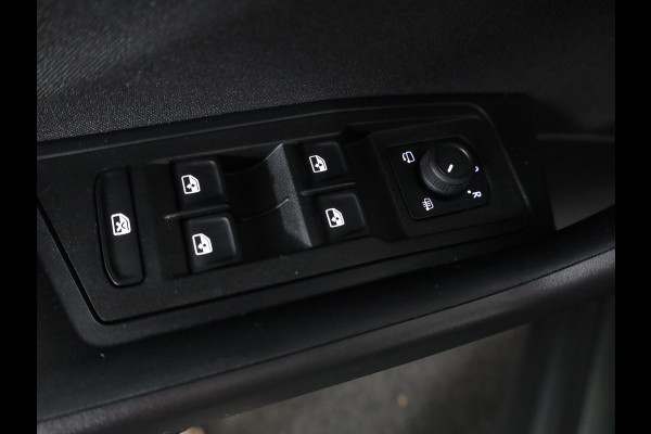 Volkswagen T-Roc 1.0 TSI Life Edition 115 pk | Verlengde garantie | Navigatie via App | Parkeersensoren (Park assist) | Achteruitrijcamera | Autom. airco |