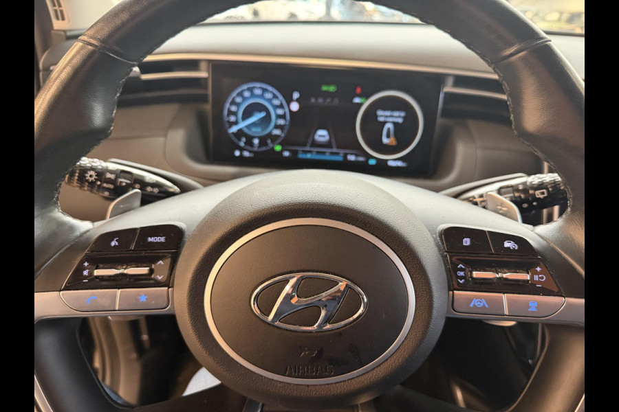 Hyundai Tucson 1.6 T-GDI HEV Premium . STOEL & STUUR VERWARMING . ELEKTRISCHE ACHTERKLEP . GARANTIE TOT 04-2032! .