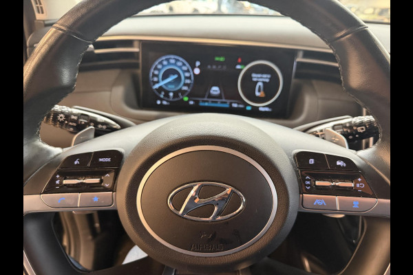 Hyundai Tucson 1.6 T-GDI HEV Premium . STOEL & STUUR VERWARMING . ELEKTRISCHE ACHTERKLEP . GARANTIE TOT 04-2032! .