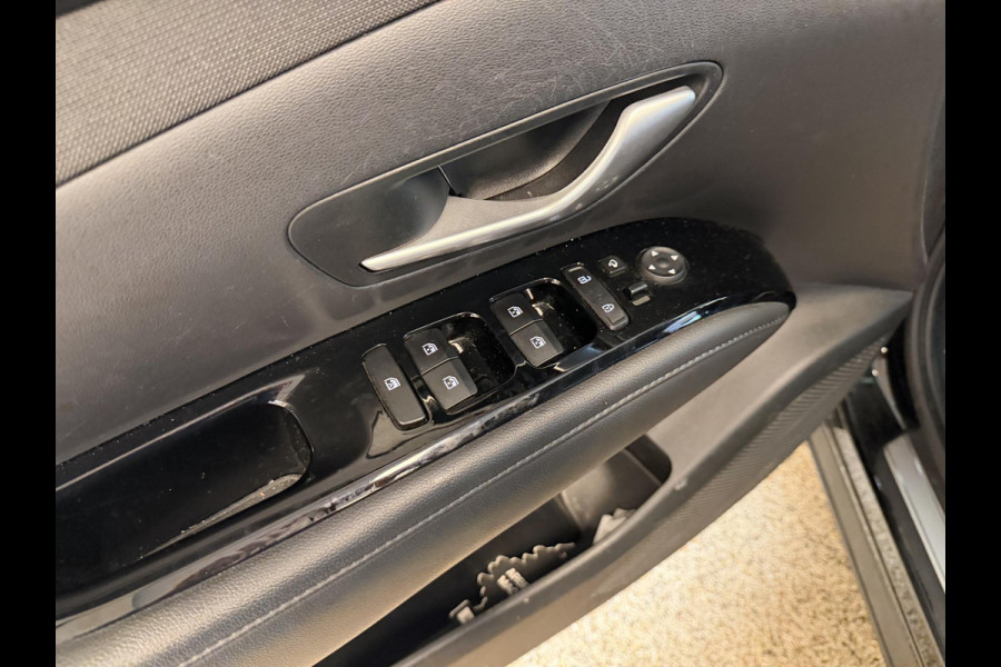 Hyundai Tucson 1.6 T-GDI HEV Premium . STOEL & STUUR VERWARMING . ELEKTRISCHE ACHTERKLEP . GARANTIE TOT 04-2032! .