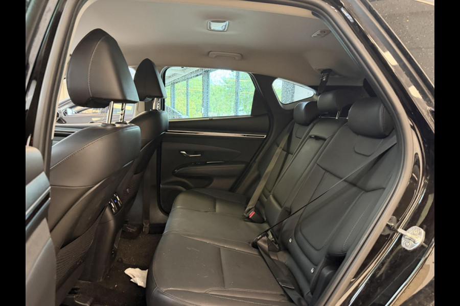 Hyundai Tucson 1.6 T-GDI HEV Premium . STOEL & STUUR VERWARMING . ELEKTRISCHE ACHTERKLEP . GARANTIE TOT 04-2032! .