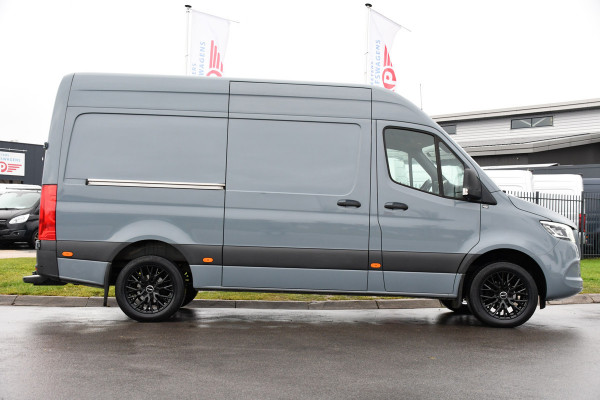 Mercedes-Benz Sprinter 317 2.2 CDI L2H2 PB Edition 360 Camera, Cruise, LED, Carplay, Leder, Stoelverwarming, Standkachel, 10,5'' Mbux, Automaat, 170pk, Virtual, Uniek!