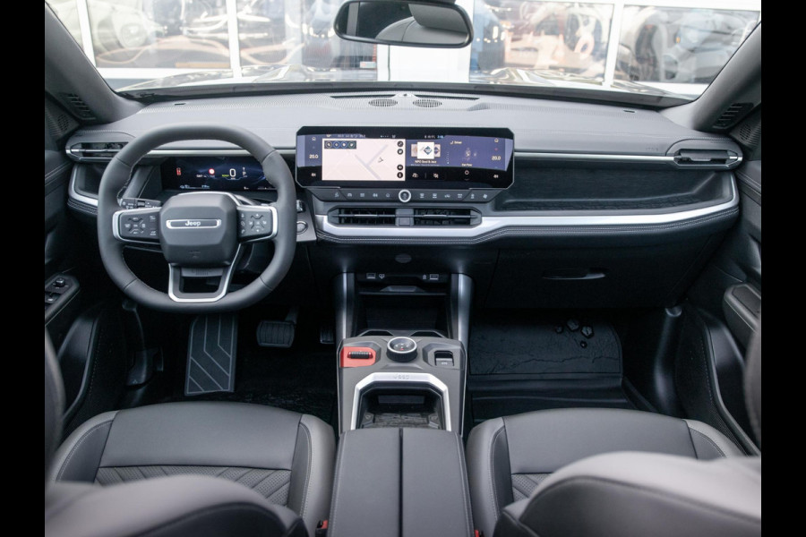 Jeep Compass First Edition 74 kWh | Adapt. Cruise | Camera | Carplay | 20" | Elektr. A-Klep | Navi | Winter Pack | Schuif/Kanteldak | Premium Pack | Conv. Pack | Warmtepomp