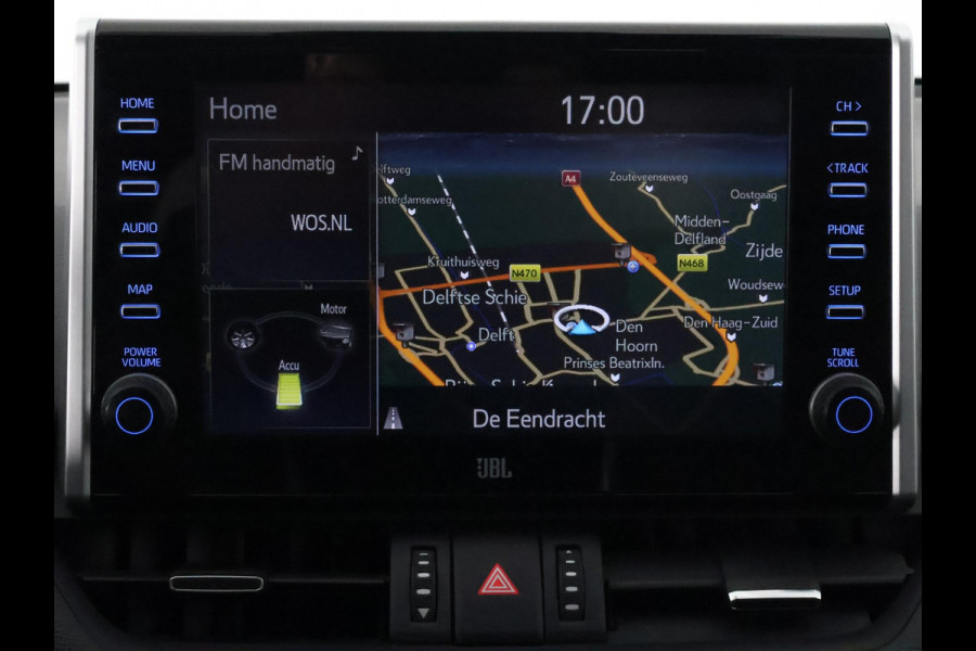 Toyota RAV4 2.5 Plug-in Hybrid AWD Bi-Tone Plus | 1500 KG trekgewicht | JBL Audio | Stoelverwarming & ventilatie | Memory Seats | Navigatie