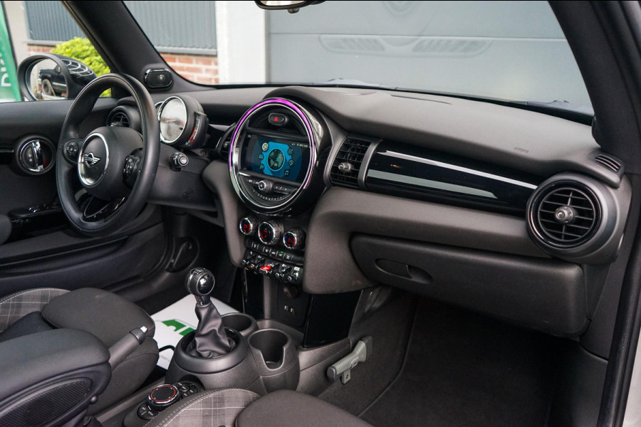 MINI Cooper 1.5 Chili