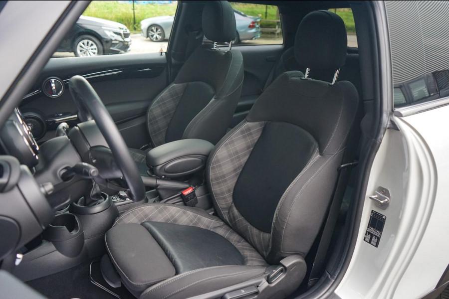 MINI Cooper 1.5 Chili