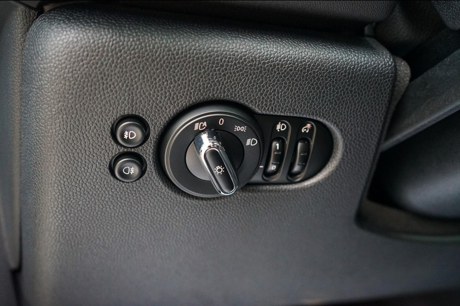 MINI Cooper 1.5 Chili