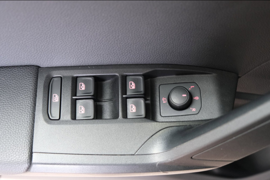 Seat Arona 1.0 TSI Style Business Intense Plus - N.A.P. Airco, Cruise, Camera, Virtual display, Carplay.