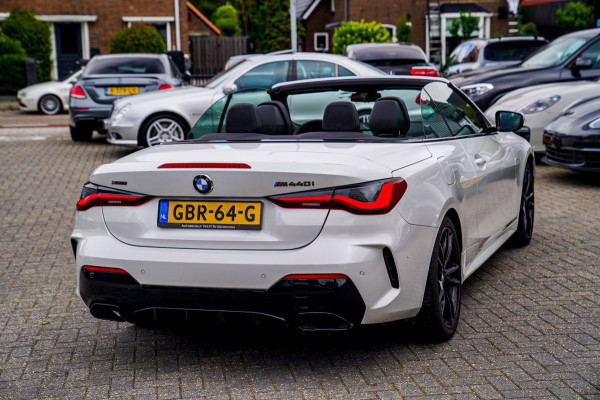 BMW 4 Serie Cabrio M440i xDrive High Executive | Laser LED | Driving Assistant Professional | Luxe Leder | Stoelkoeling | HuD