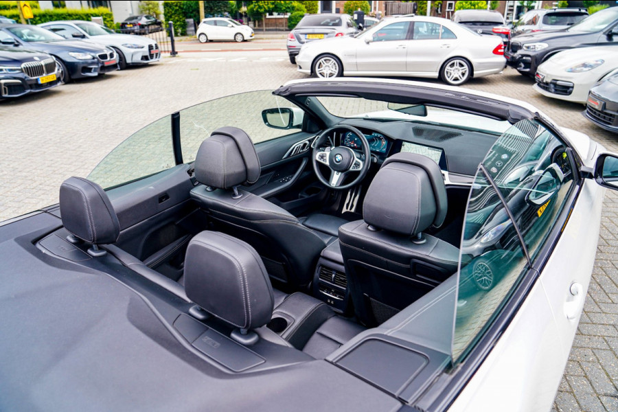 BMW 4 Serie Cabrio M440i xDrive High Executive | Laser LED | Driving Assistant Professional | Luxe Leder | Stoelkoeling | HuD